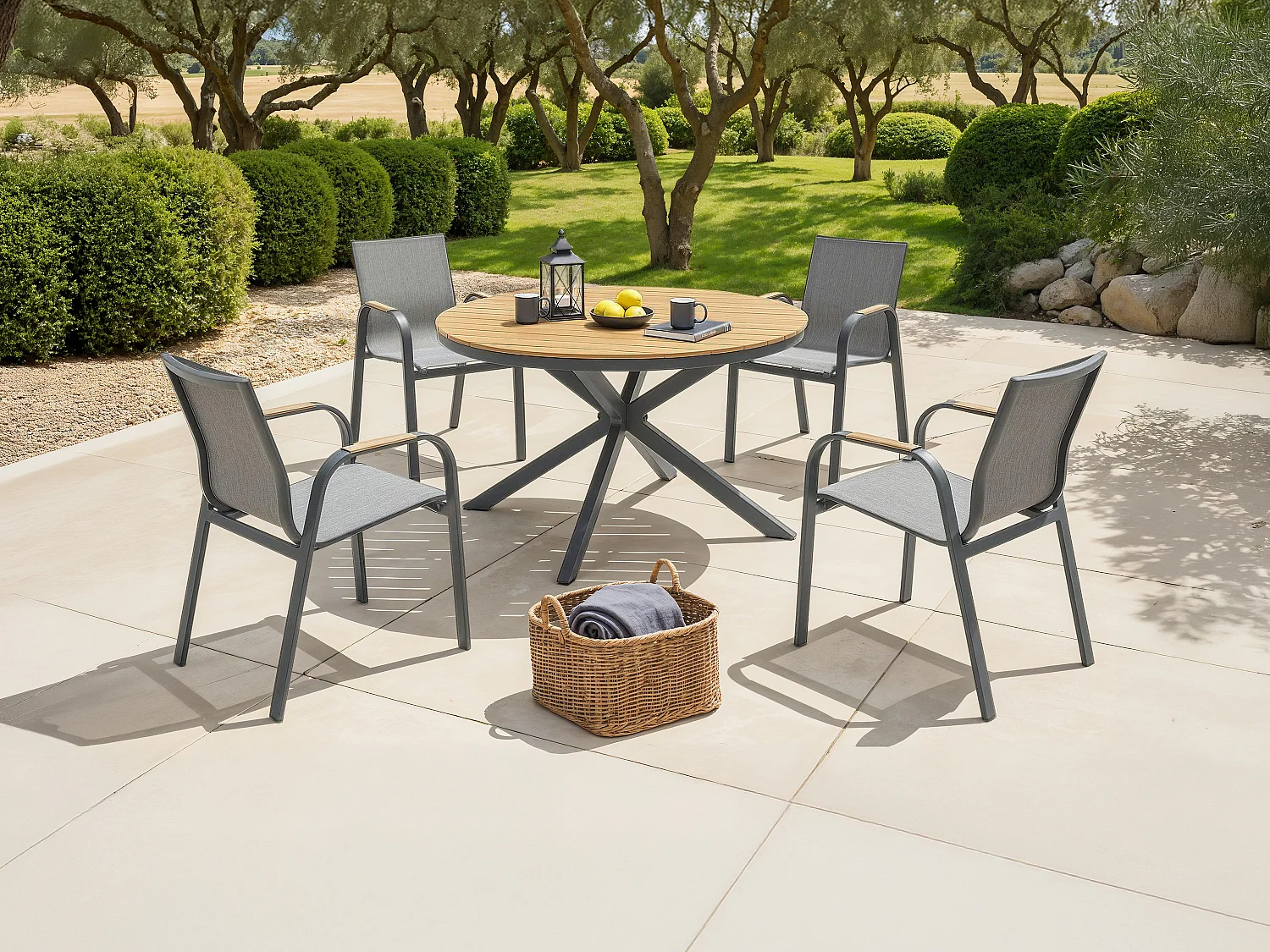 Aluminium tuineetset: ronde tafel D.125 cm en 4 stoelen – Antraciet en licht naturel – ZEYVA van MYLIA