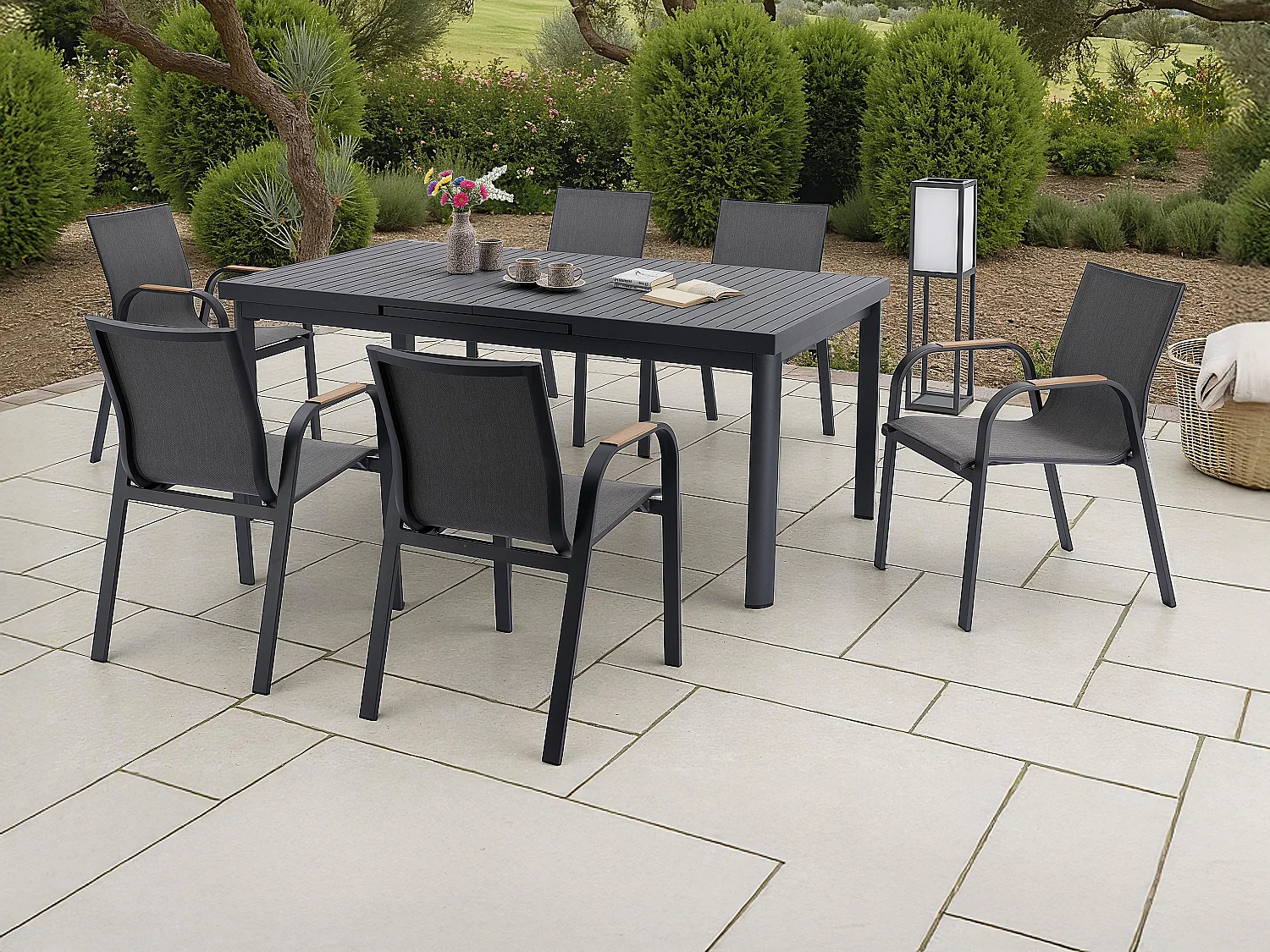 Aluminium tuineetset: uitschuifbare tafel L.180/240 cm en 6 fauteuils – Antraciet – ZEYVA van MYLIA