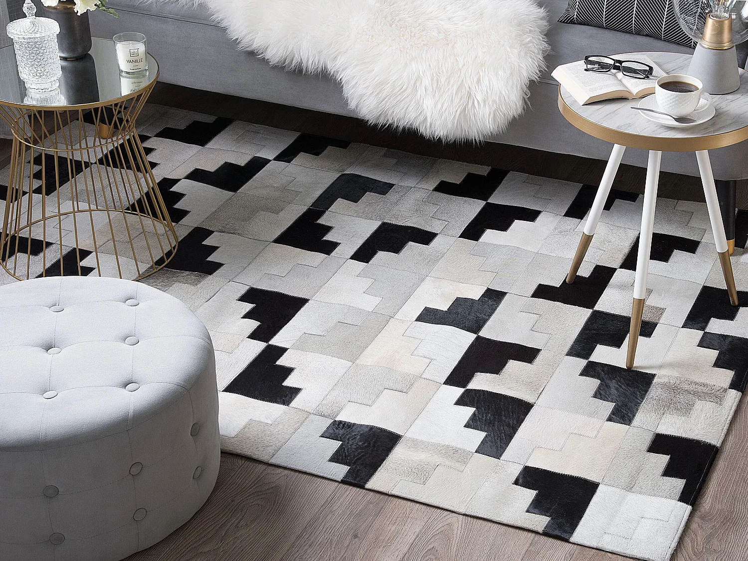 Vloerkleed EFIRLI 140 x 200 cm Leer Grijs
